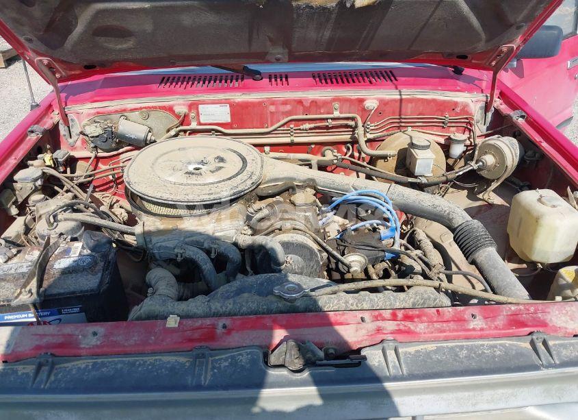 Photo 10 of 1987 Mazda B2000 LONG BED (VIN JM2UF211XH0514884)