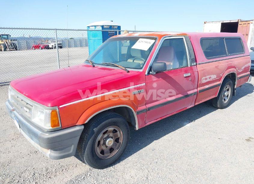 Photo 2 of 1987 Mazda B2000 LONG BED (VIN JM2UF211XH0514884)