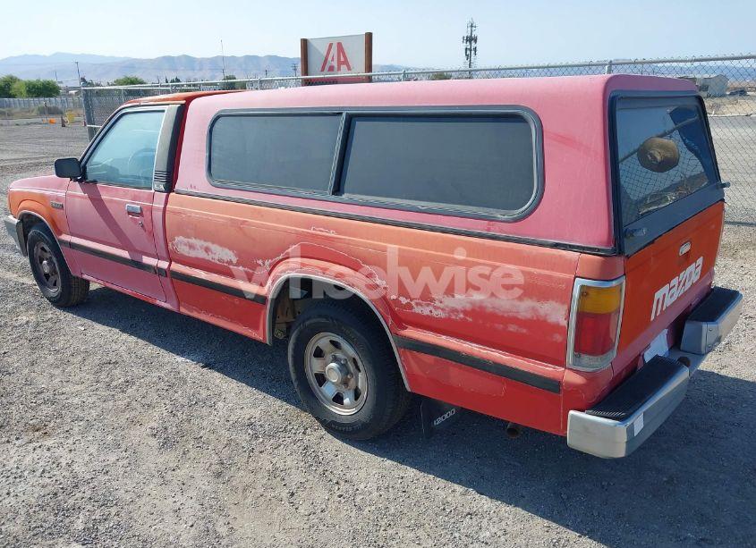 Photo 3 of 1987 Mazda B2000 LONG BED (VIN JM2UF211XH0514884)