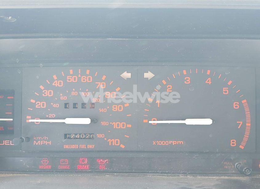 Photo 7 of 1987 Mazda B2000 LONG BED (VIN JM2UF211XH0514884)