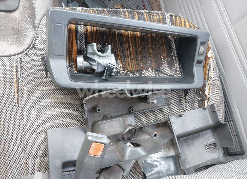 Photo 11 of 1989 Mazda B2200 LONG BED (VIN JM2UF2135K0760914)