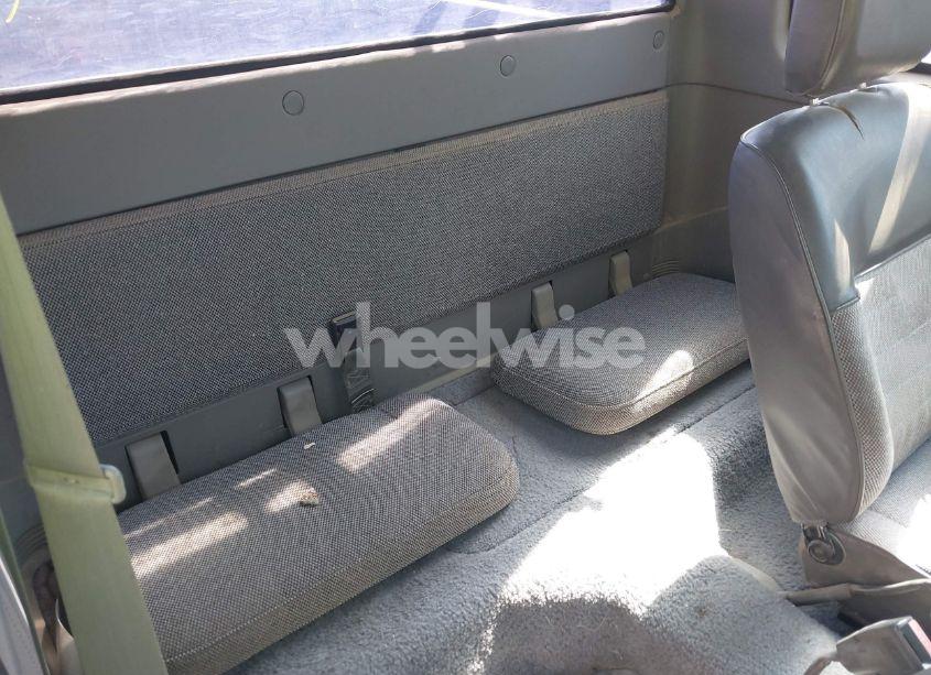 Photo 8 of 1988 Mazda B2200 CAB PLUS (VIN JM2UF3133J0325295)