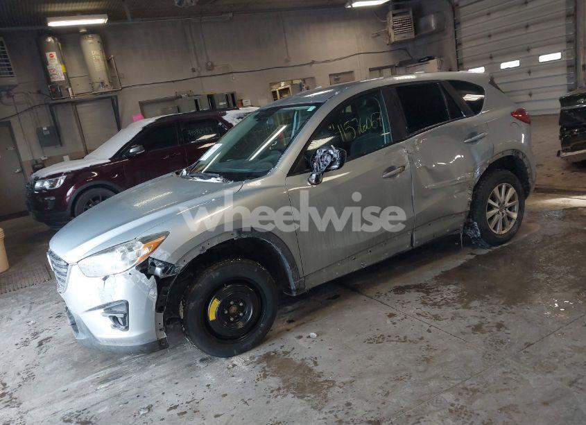 Photo 2 of 2016 Mazda Cx-5 TOURING (VIN JM3KE2CY0G0619447)