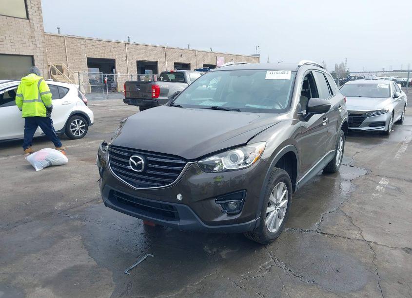 Photo 2 of 2016 Mazda Cx-5 TOURING (VIN JM3KE2CY0G0747364)