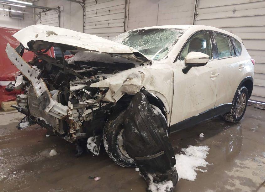 Photo 2 of 2016 Mazda Cx-5 SPORT (VIN JM3KE4BY7G0729845)