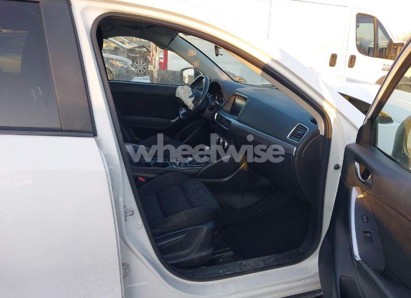 Photo 5 of 2016 Mazda Cx-5 TOURING (VIN JM3KE4CY2G0657354)