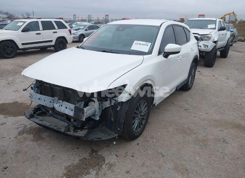 Photo 2 of 2017 Mazda Cx-5 SPORT (VIN JM3KFABL2H0130854)