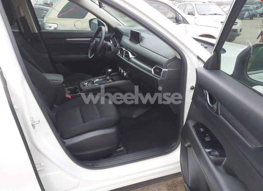 Photo 5 of 2017 Mazda Cx-5 SPORT (VIN JM3KFABL2H0130854)