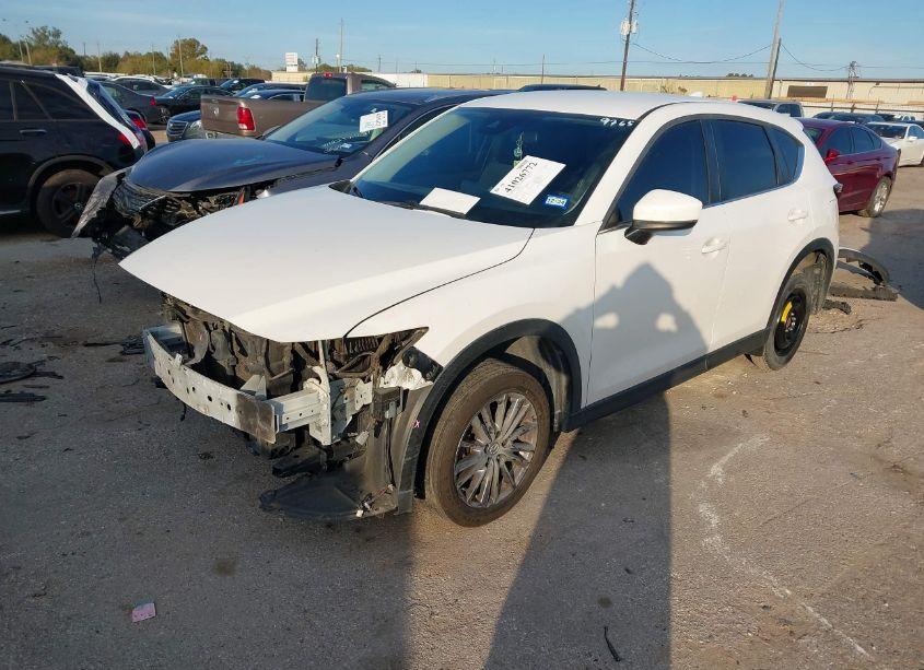 Photo 2 of 2017 Mazda Cx-5 SPORT (VIN JM3KFABL5H0159765)