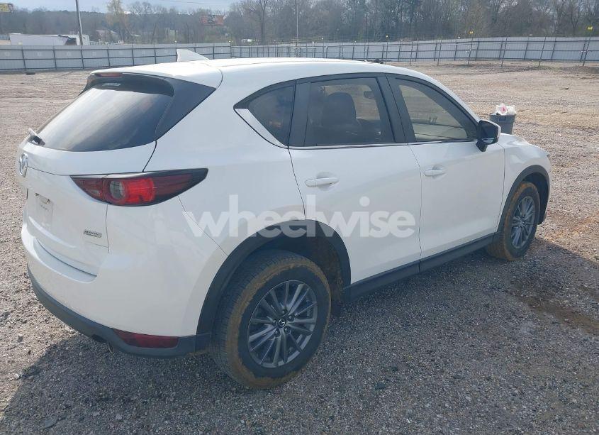 Photo 4 of 2018 Mazda Cx-5 SPORT (VIN JM3KFABM6J1458111)
