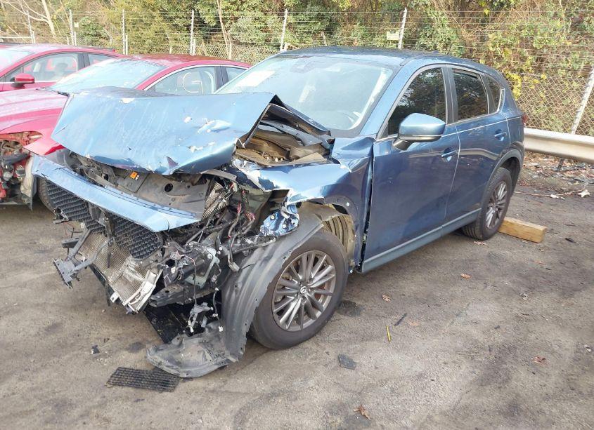 Photo 2 of 2018 Mazda Cx-5 SPORT (VIN JM3KFABM7J1400184)