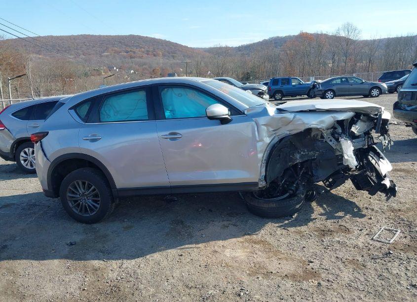 Photo 13 of 2019 Mazda Cx-5 SPORT (VIN JM3KFABMXK1525326)