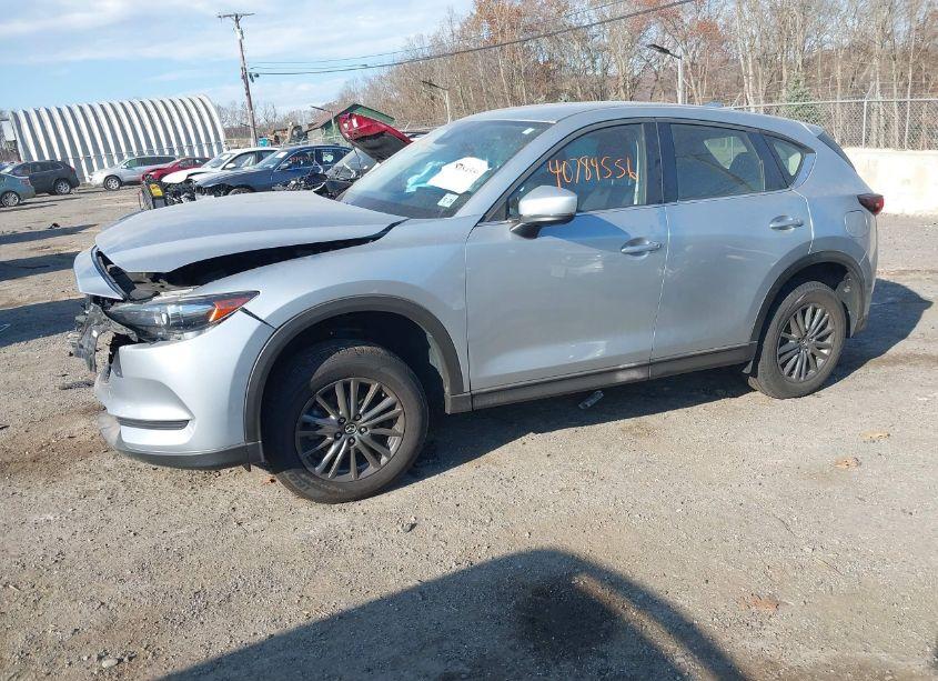 Photo 2 of 2019 Mazda Cx-5 SPORT (VIN JM3KFABMXK1525326)