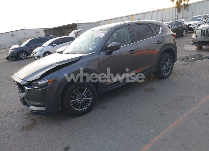 Photo 2 of 2017 Mazda Cx-5 TOURING (VIN JM3KFACL3H0165692)