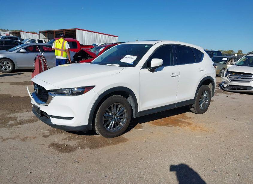 Photo 2 of 2017 Mazda Cx-5 TOURING (VIN JM3KFACL7H0216871)