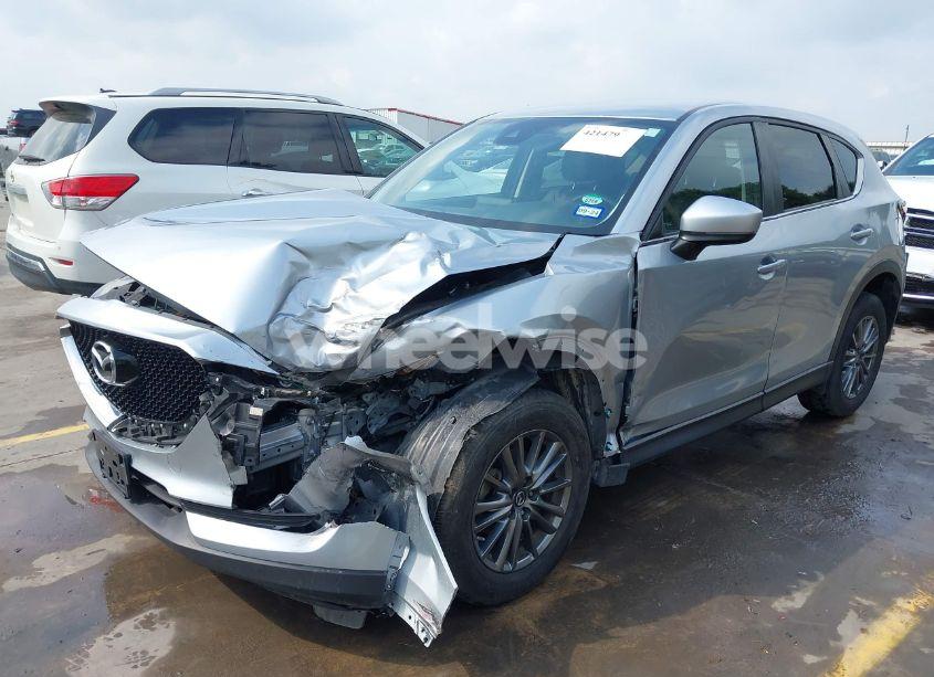 Photo 2 of 2017 Mazda Cx-5 TOURING (VIN JM3KFACL9H0131434)