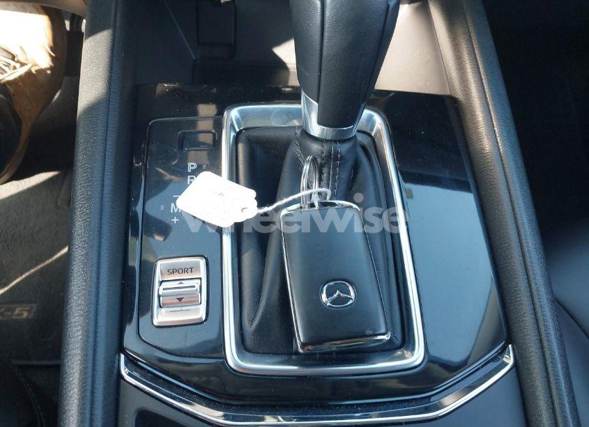 Photo 11 of 2020 Mazda Cx-5 TOURING (VIN JM3KFACM0L1814585)