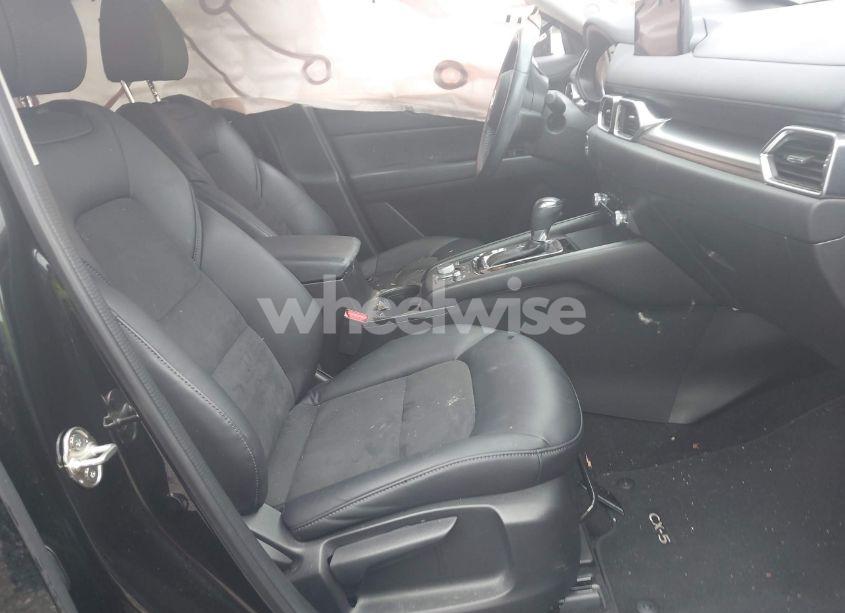 Photo 5 of 2021 Mazda Cx-5 TOURING (VIN JM3KFACM0M0444391)