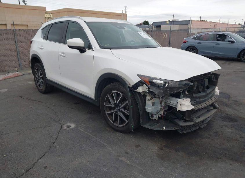 2018 Mazda Cx-5 TOURING (VIN JM3KFACM1J1348744) main photo