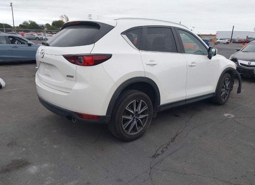 Photo 4 of 2018 Mazda Cx-5 TOURING (VIN JM3KFACM1J1348744)
