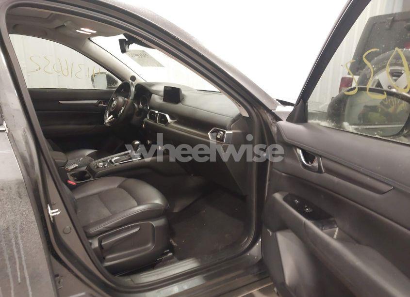 Photo 5 of 2019 Mazda Cx-5 TOURING (VIN JM3KFACM1K0534193)