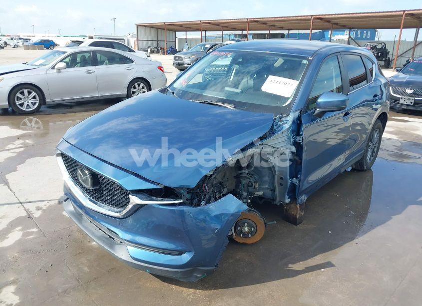 Photo 2 of 2019 Mazda Cx-5 TOURING (VIN JM3KFACM1K1681379)