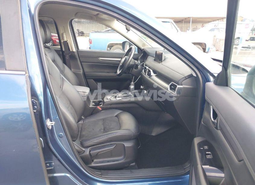 Photo 5 of 2019 Mazda Cx-5 TOURING (VIN JM3KFACM1K1681379)