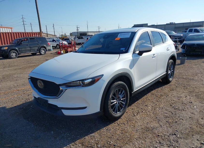 Photo 2 of 2020 Mazda Cx-5 TOURING (VIN JM3KFACM1L0807571)