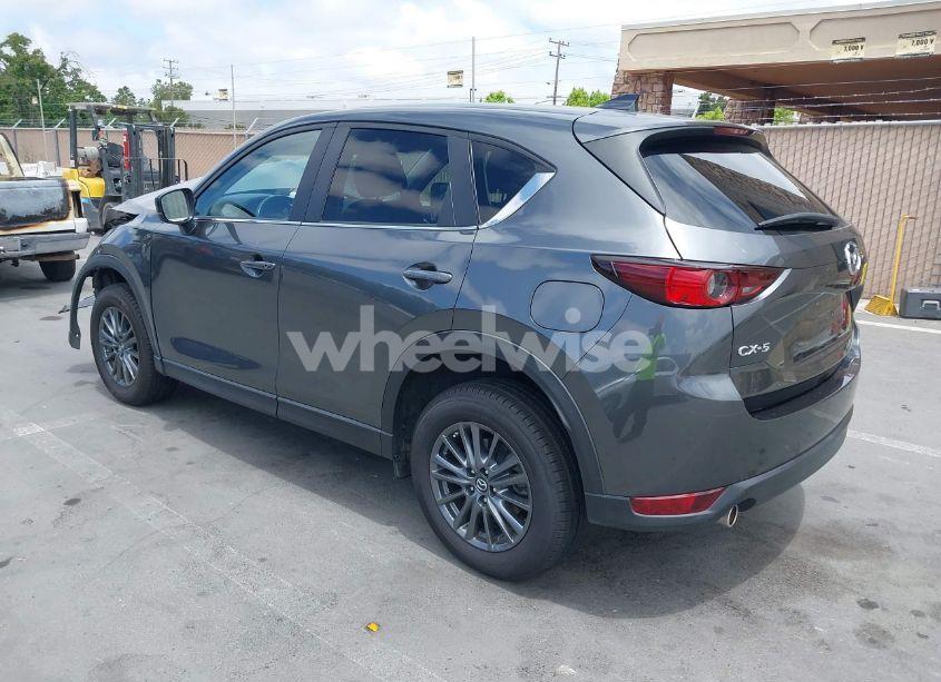 Photo 3 of 2020 Mazda Cx-5 TOURING (VIN JM3KFACM2L0808292)