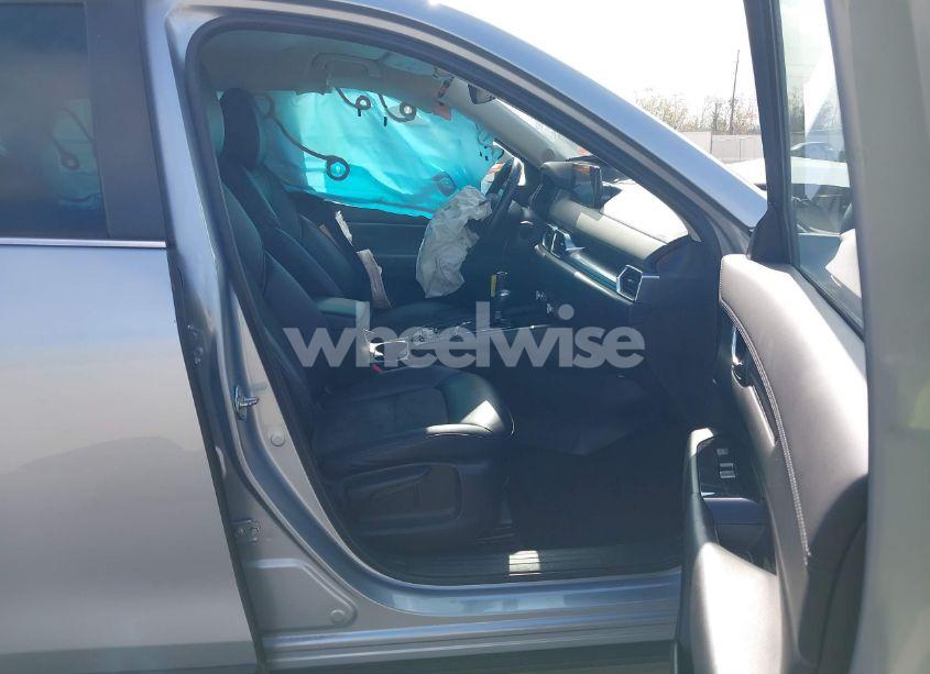 Photo 5 of 2021 Mazda Cx-5 TOURING (VIN JM3KFACM2M0357883)