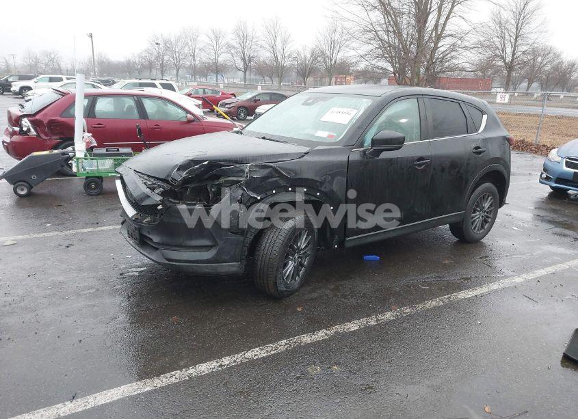 Photo 2 of 2019 Mazda Cx-5 TOURING (VIN JM3KFACM3K1547666)