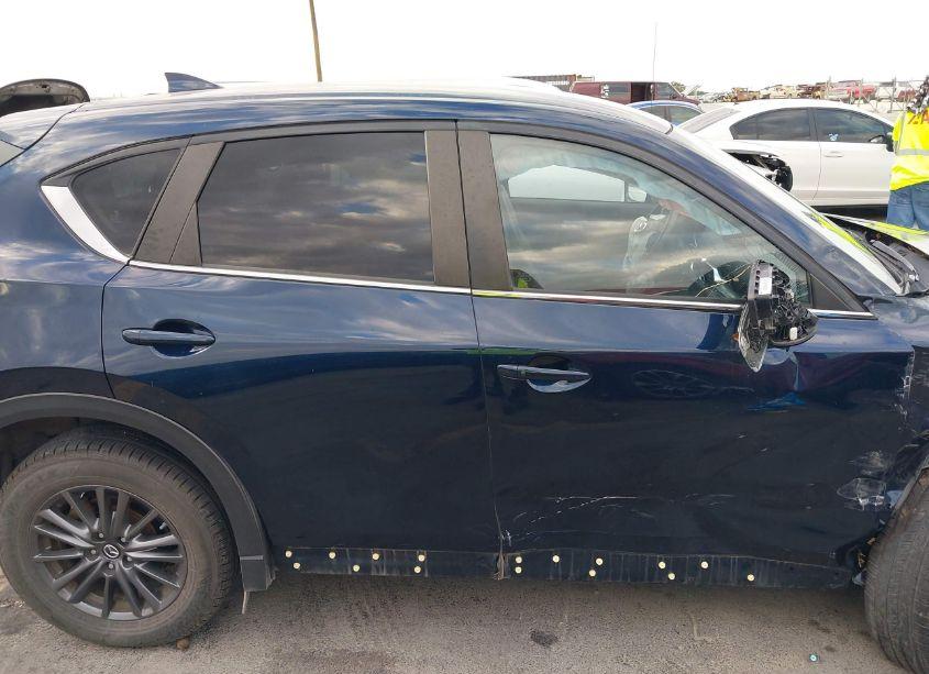 Photo 13 of 2020 Mazda Cx-5 TOURING (VIN JM3KFACM3L0838580)