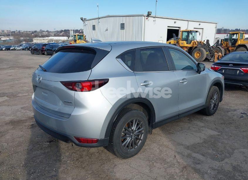 Photo 4 of 2021 Mazda Cx-5 TOURING (VIN JM3KFACM3M0351400)