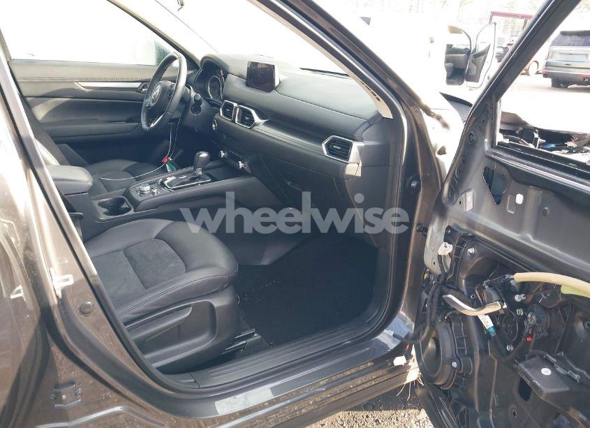 Photo 5 of 2019 Mazda Cx-5 TOURING (VIN JM3KFACM4K1588744)