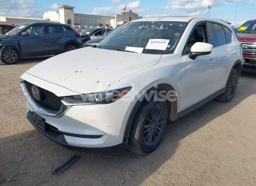Photo 2 of 2019 Mazda Cx-5 TOURING (VIN JM3KFACM5K1506181)