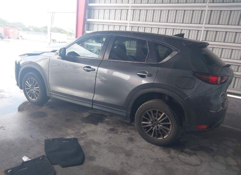 Photo 3 of 2020 Mazda Cx-5 TOURING (VIN JM3KFACM5L0767978)