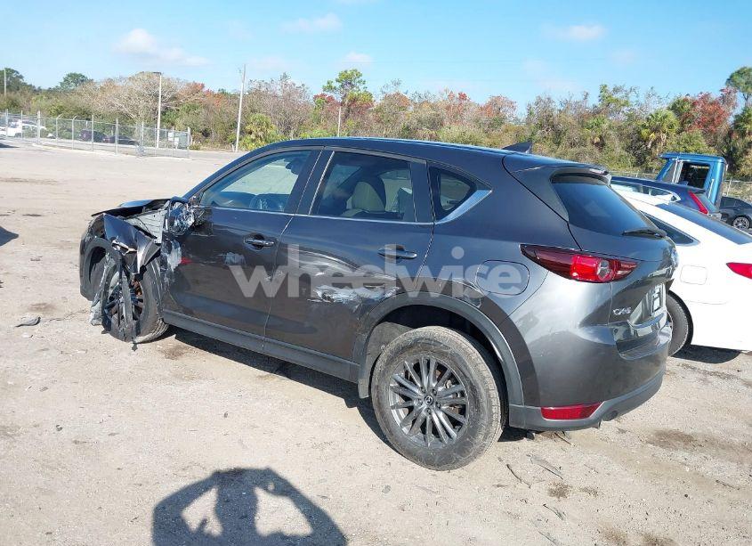 Photo 3 of 2021 Mazda Cx-5 TOURING (VIN JM3KFACM5M1375434)