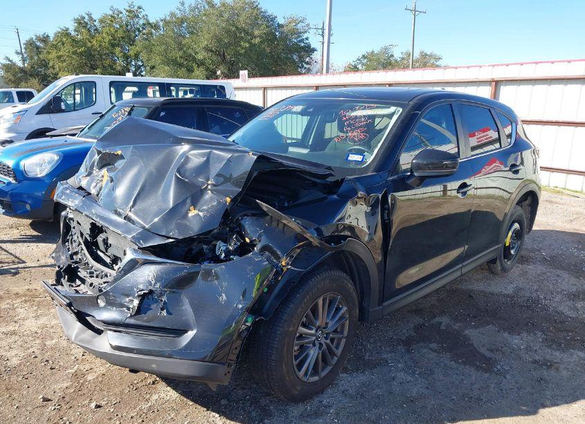 Photo 2 of 2019 Mazda Cx-5 TOURING (VIN JM3KFACM7K0693459)
