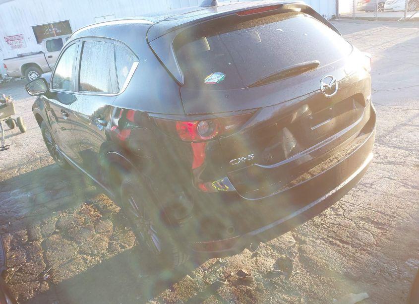 Photo 3 of 2021 Mazda Cx-5 TOURING (VIN JM3KFACM7M0365302)