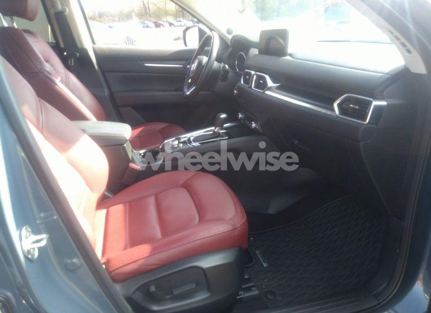 Photo 5 of 2021 Mazda Cx-5 CARBON EDITION (VIN JM3KFACM7M0376882)