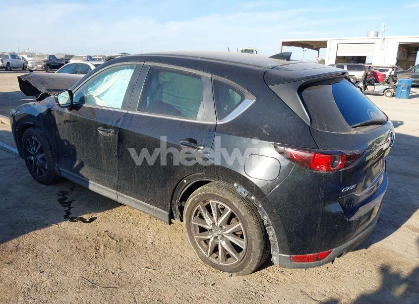 Photo 3 of 2018 Mazda Cx-5 TOURING (VIN JM3KFACM8J1350992)