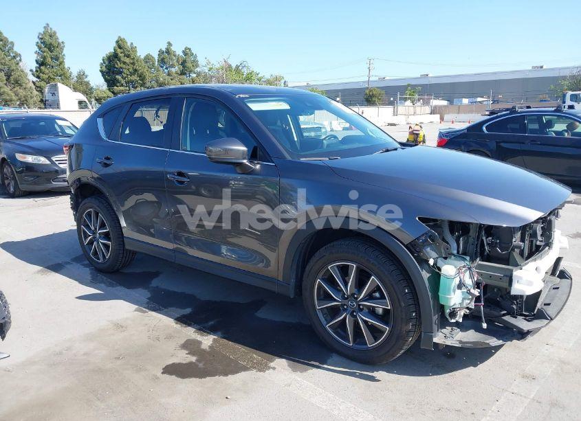 2018 Mazda Cx-5 TOURING (VIN JM3KFACM8J1422435) main photo