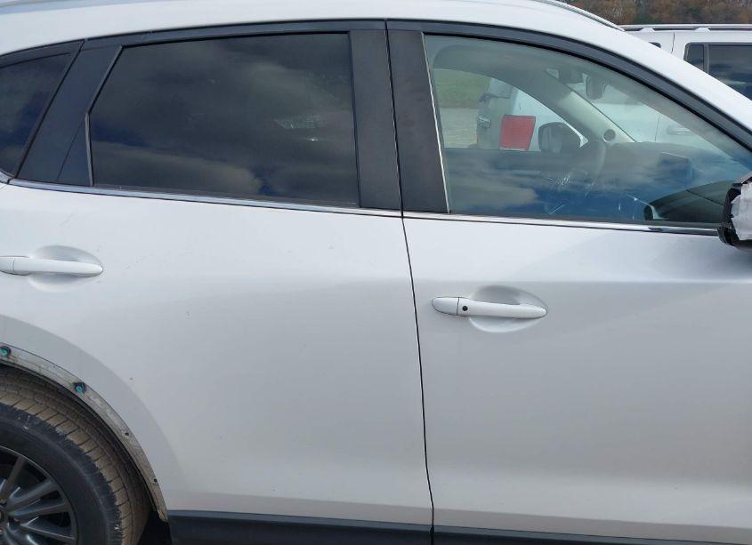 Photo 13 of 2019 Mazda Cx-5 TOURING (VIN JM3KFACM8K1631286)