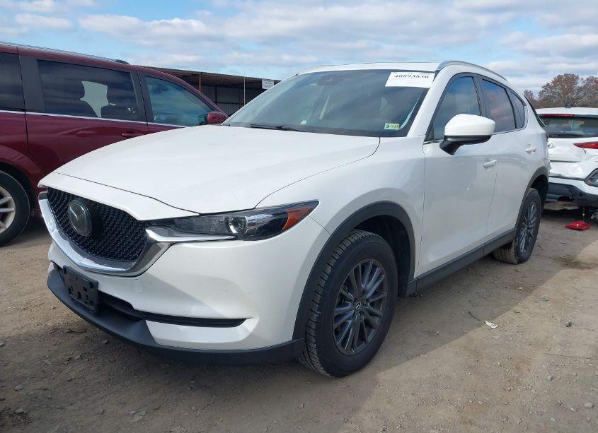 Photo 2 of 2019 Mazda Cx-5 TOURING (VIN JM3KFACM8K1631286)