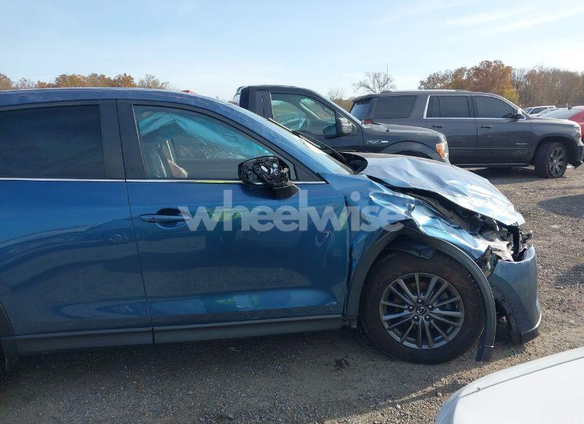 Photo 13 of 2020 Mazda Cx-5 TOURING (VIN JM3KFACM8L0806028)