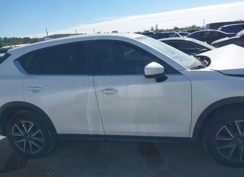 Photo 13 of 2018 Mazda Cx-5 TOURING (VIN JM3KFACM9J0432560)