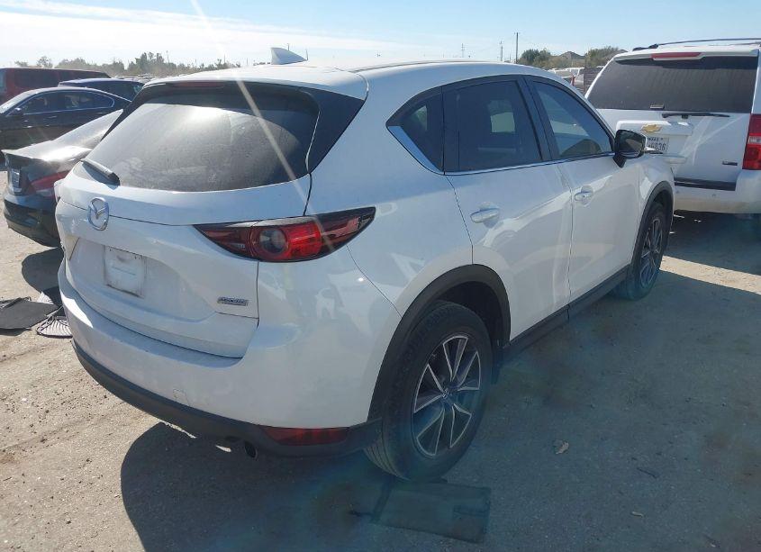 Photo 4 of 2018 Mazda Cx-5 TOURING (VIN JM3KFACM9J0432560)