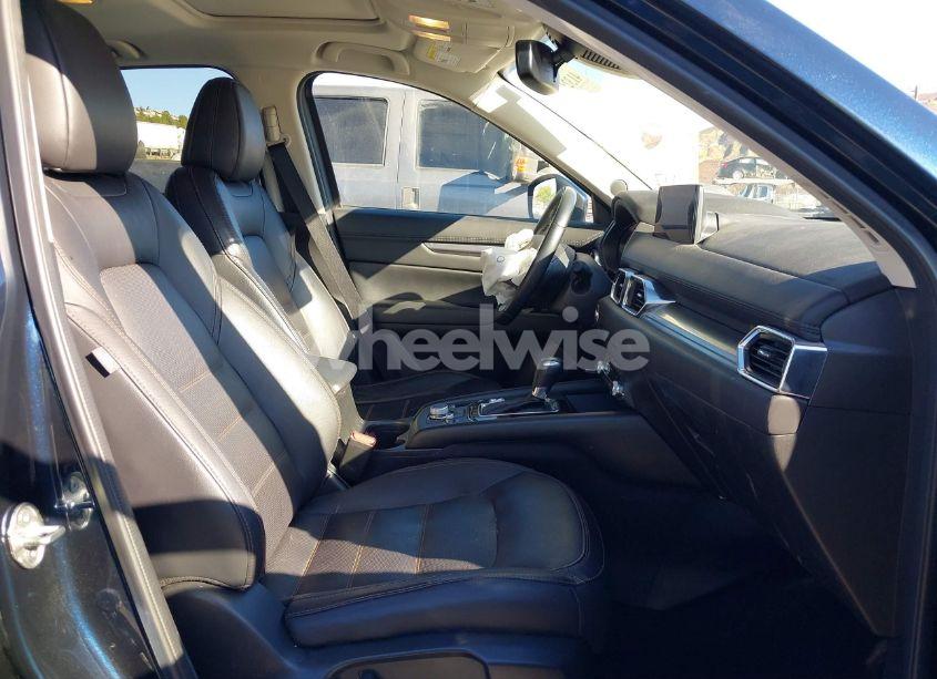 Photo 5 of 2021 Mazda Cx-5 TOURING (VIN JM3KFACM9M1314328)