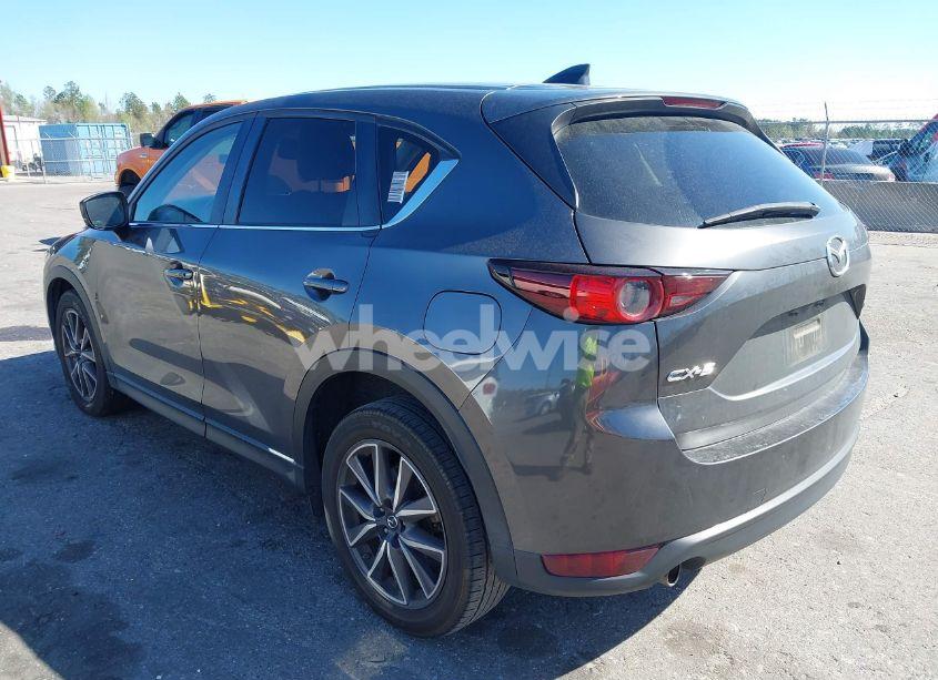 Photo 3 of 2018 Mazda Cx-5 TOURING (VIN JM3KFACMXJ1429855)