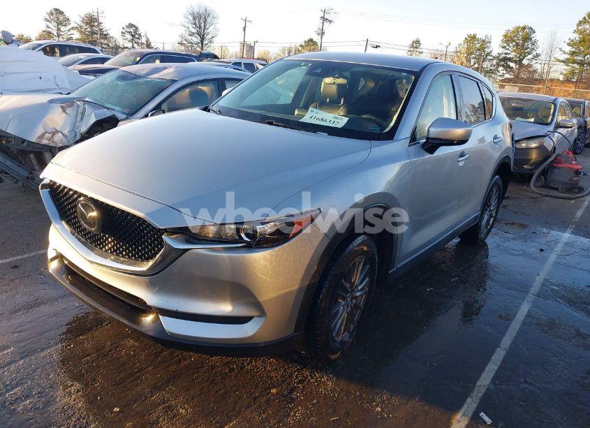 Photo 2 of 2020 Mazda Cx-5 TOURING (VIN JM3KFACMXL0725810)